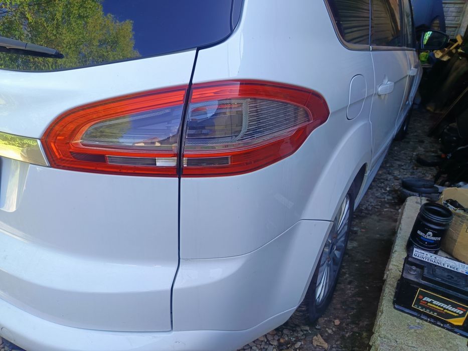 Lampa lampy tył S-Max LED lift