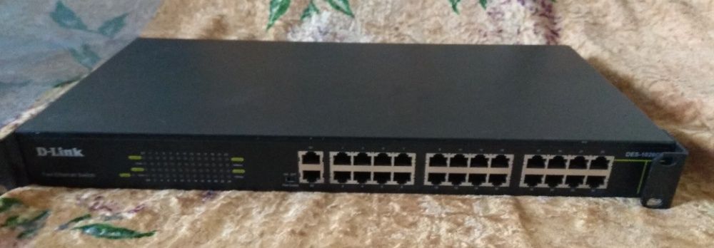 Продам комплект WiFi антенн SWX-NBM5D в отл. состоянии.