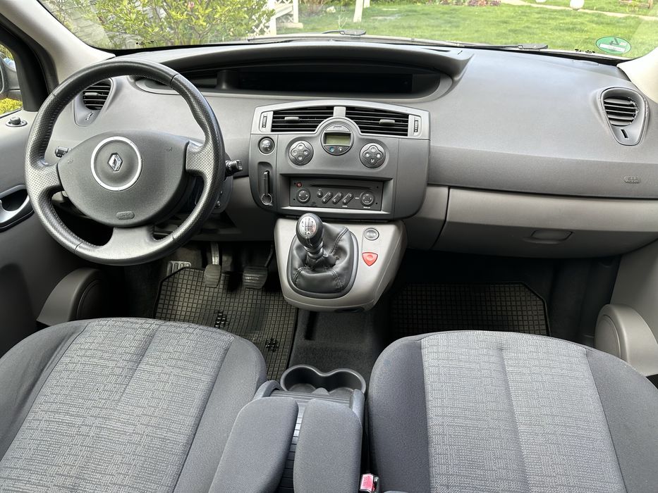 Renault Scenic 2008 1.6 бензин