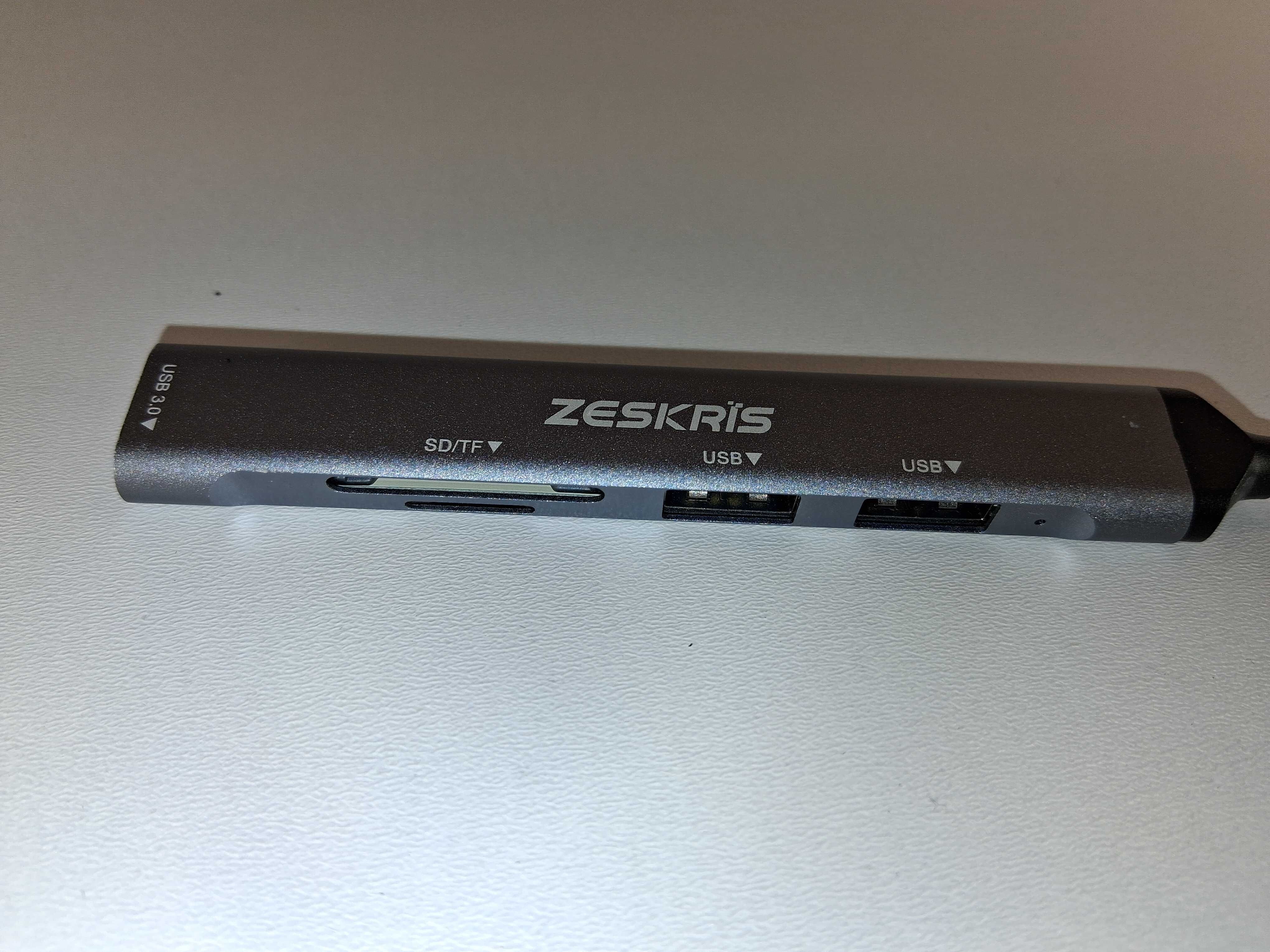 Y175 Zeskris USB 3.0 5-W-1 HUB Stacja Czytnik Kart ZZ-A77