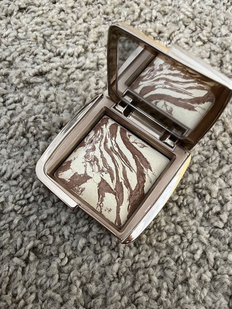 Hourglass Ambient Lighting Bronzer 11g Diffused Bronze Light