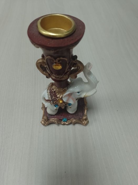 Sprzedam figurkę.Słonik