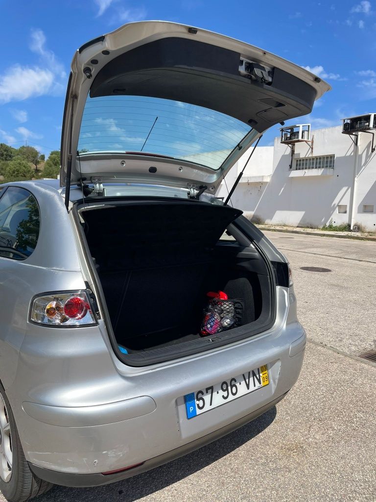 Seat ibiza 2003.