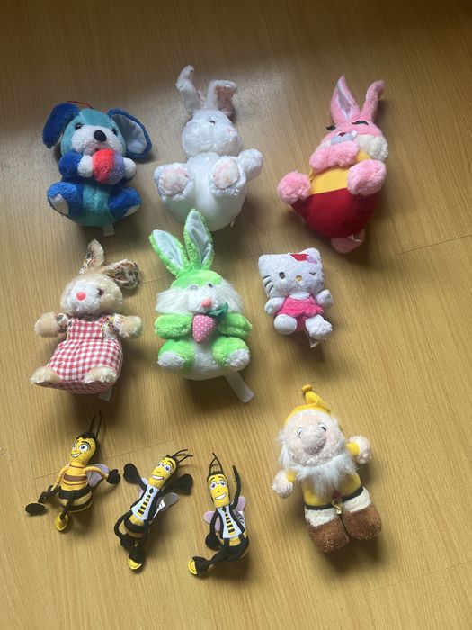 10 peluches em otimo estado