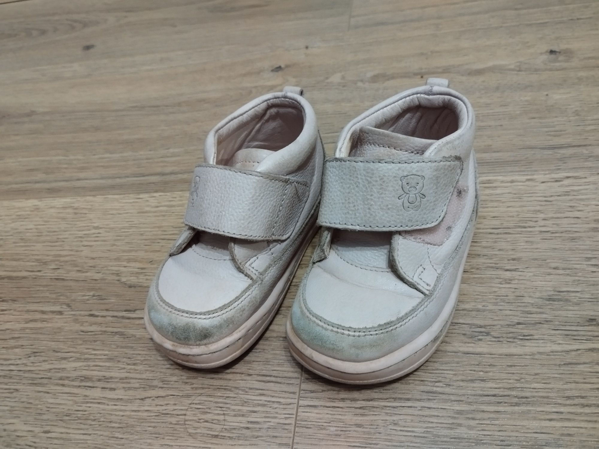 Buty dziewczęce rozmiar 21