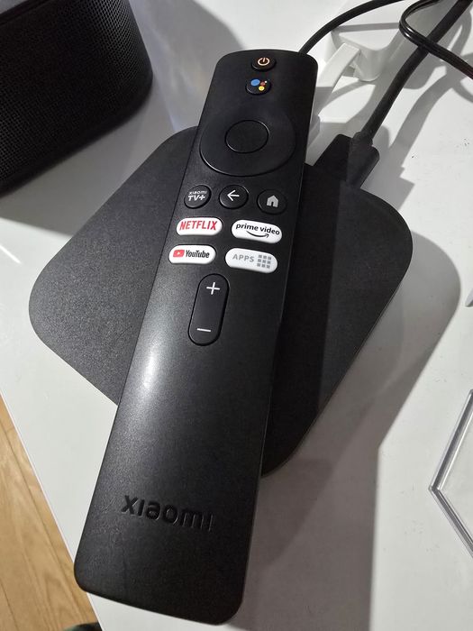 Xiaomi Mi Box S 2ª Geração (4K, Android TV) + Comando