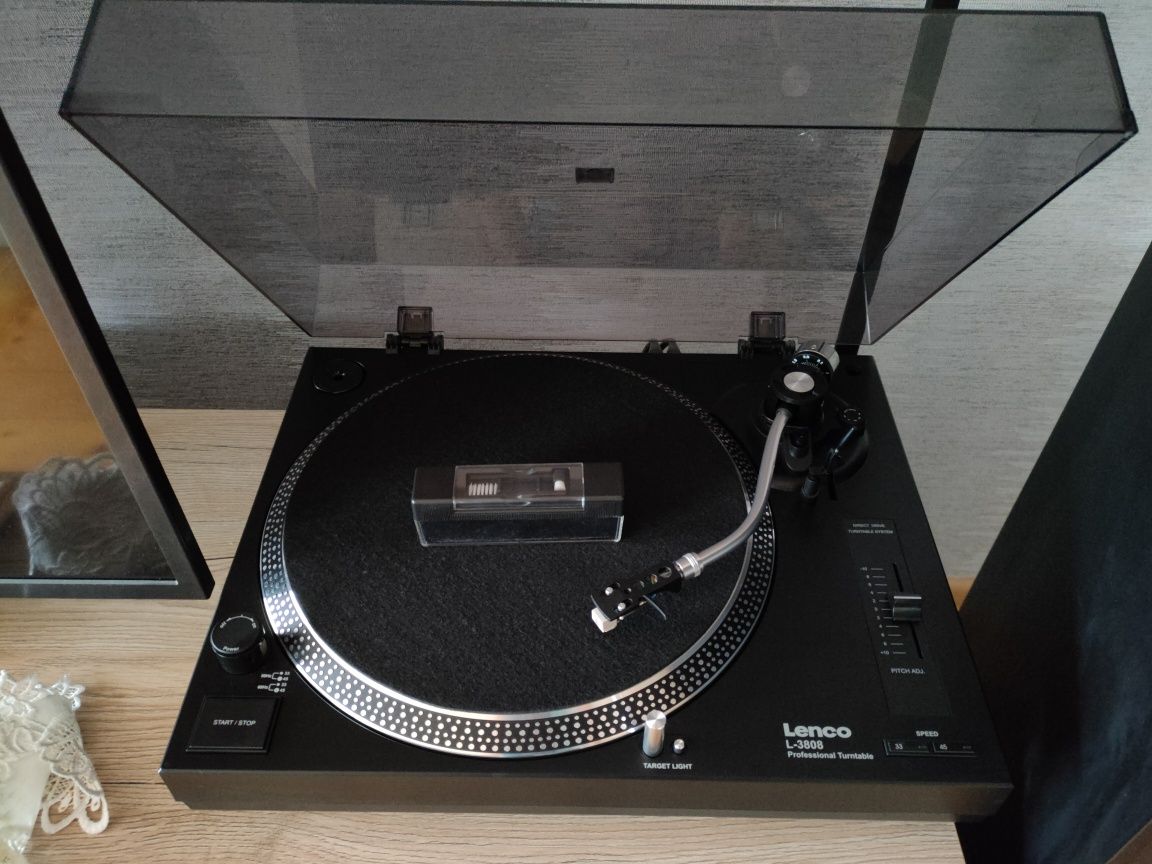 Gramofon LENCO L-3808