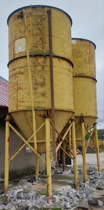 Silos po cemencie na paszę, zboże, zbiornik