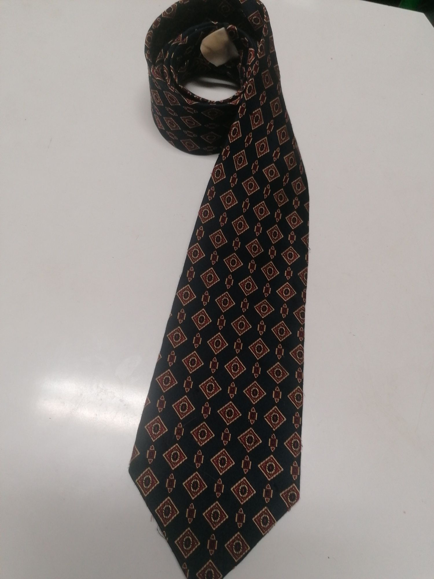 Gravatas, todas 10 €, cada de 3 a 4 € envio CTT