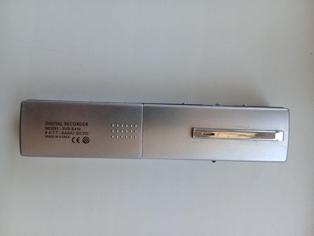 Цифровий диктофон Samsung SVR-B410