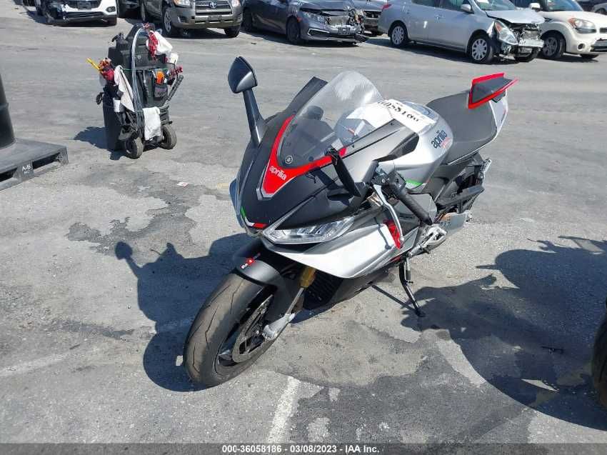 Aprilia RSV4 1100 2022