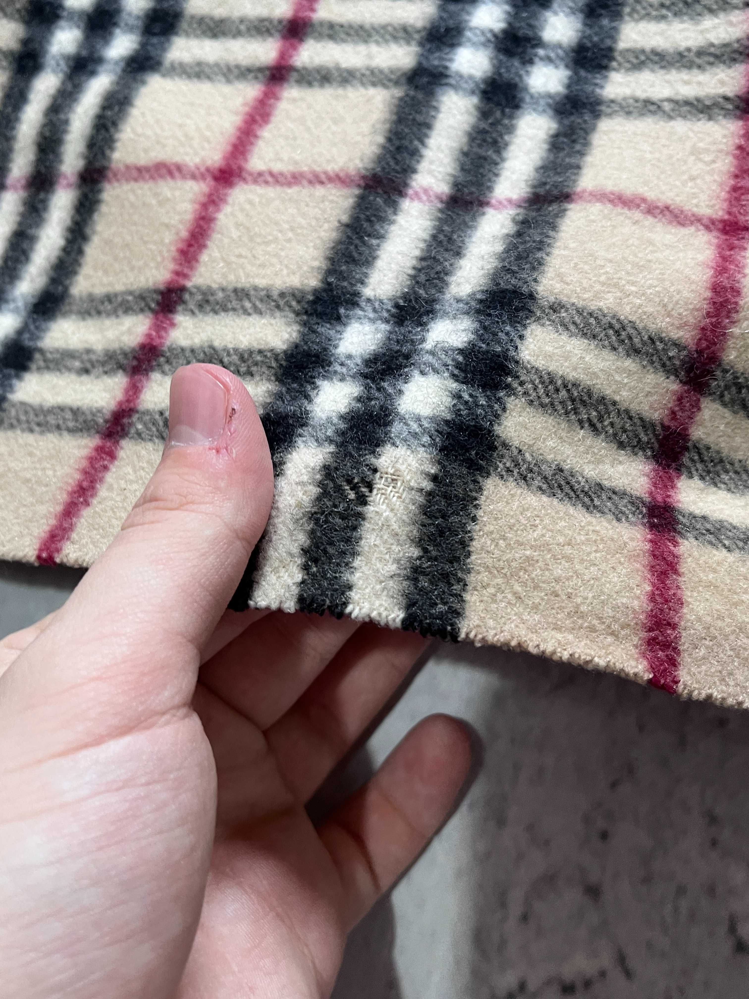 Wełniano kaszmirowy szalik w kratę Burberry