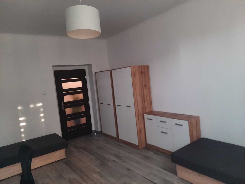 Pokój do wynajęcia dla studentki w Sosnowcu⁷