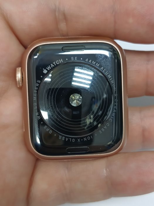 Apple Watch SE 44mm a2352