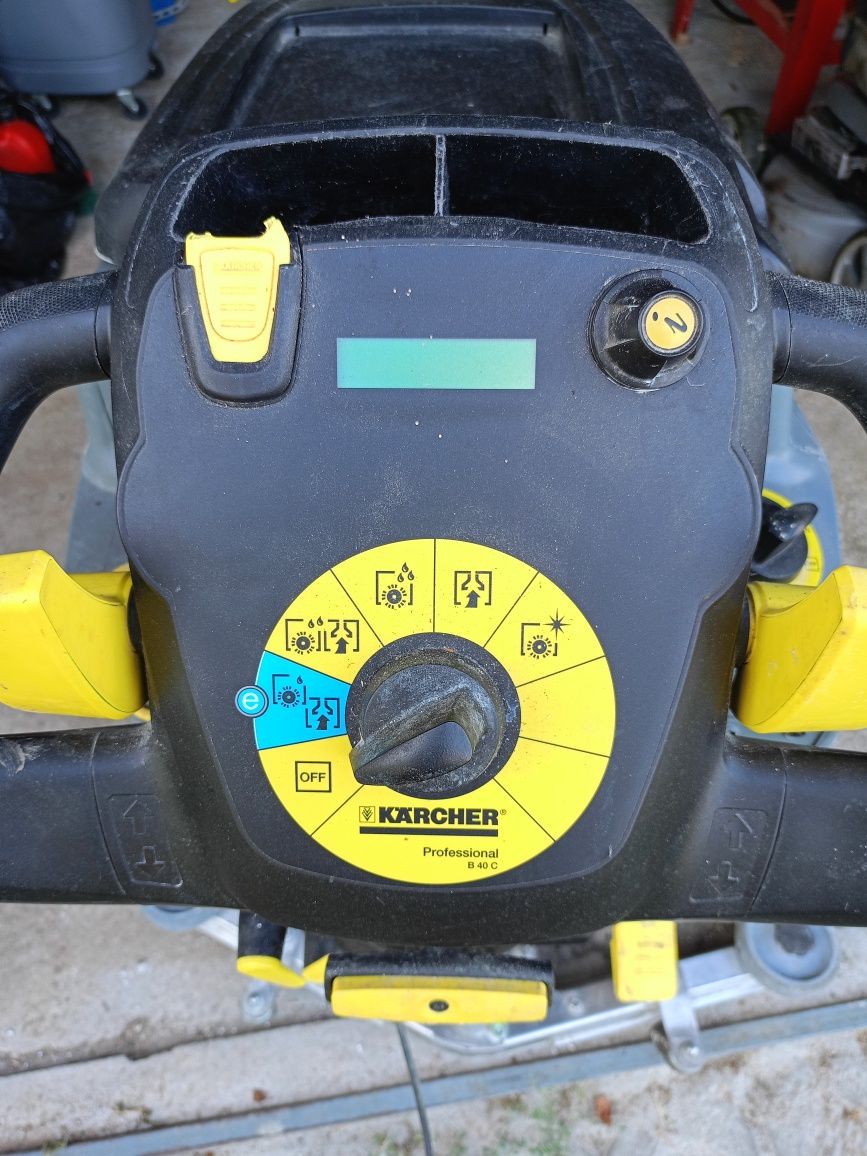 Szorowarka Karcher professional B 40 C