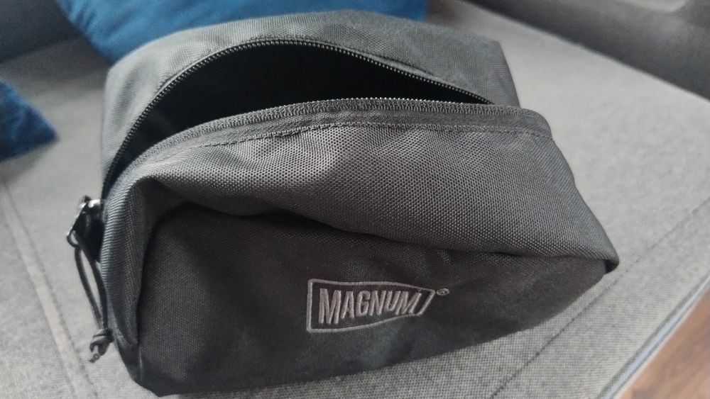 Saszetka rowerowa Magnum Lari black sakwa nerka organizer