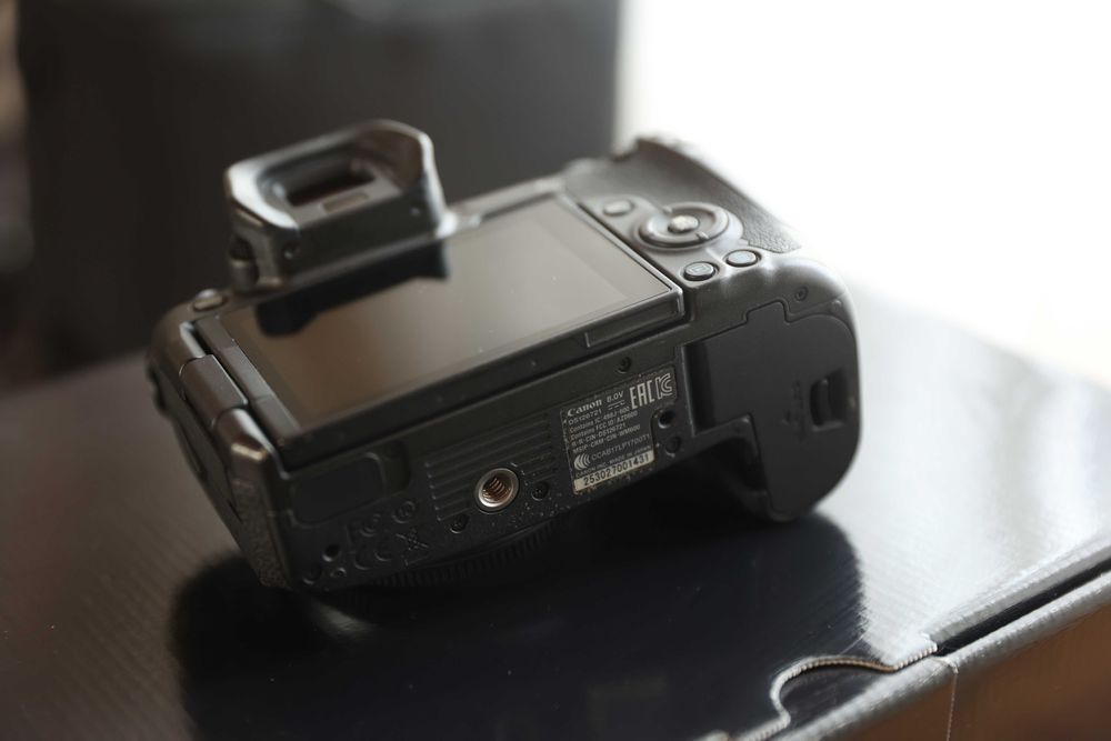 Продам Canon r в ідеальному стані
