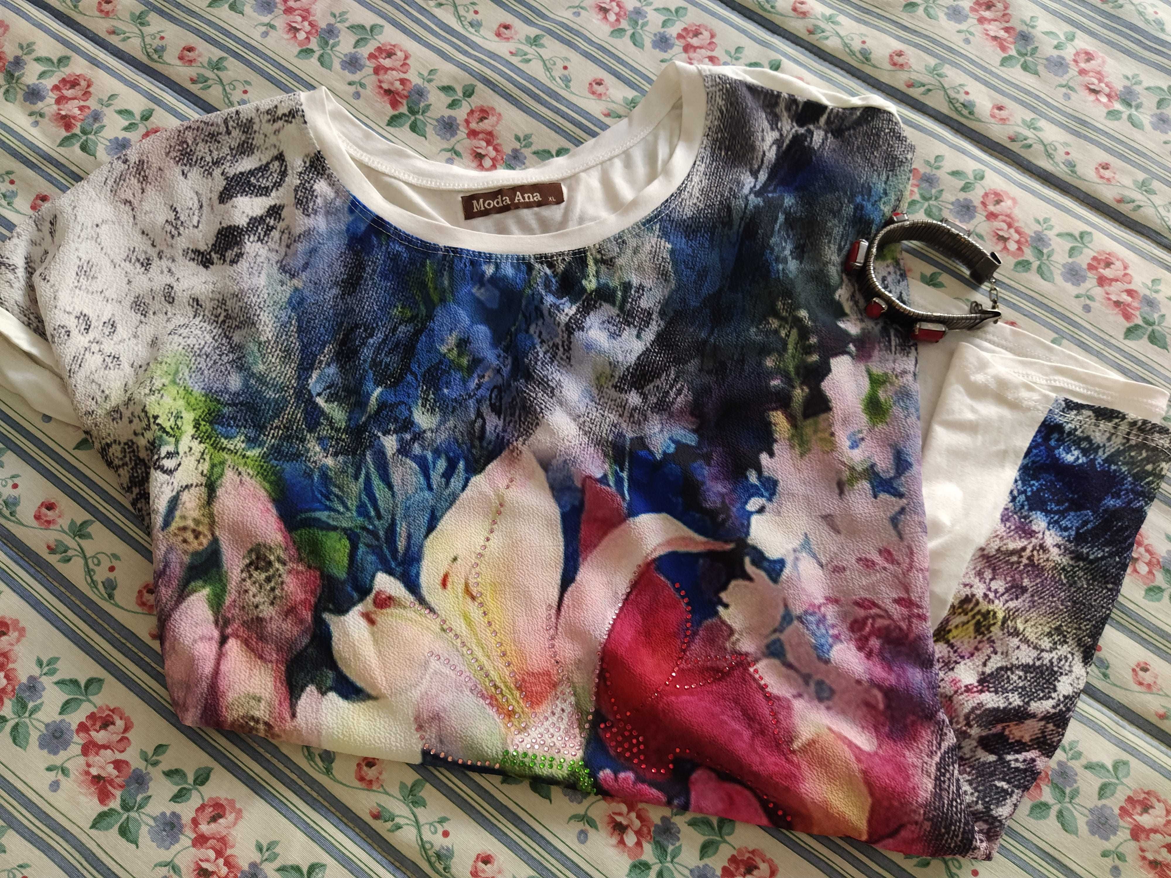 Blusa nova lindissima padrão flores XL