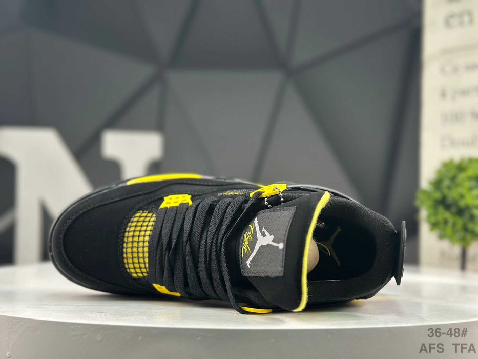 "Buty Trampki" Jordan 4_Retro Thunder _R.41