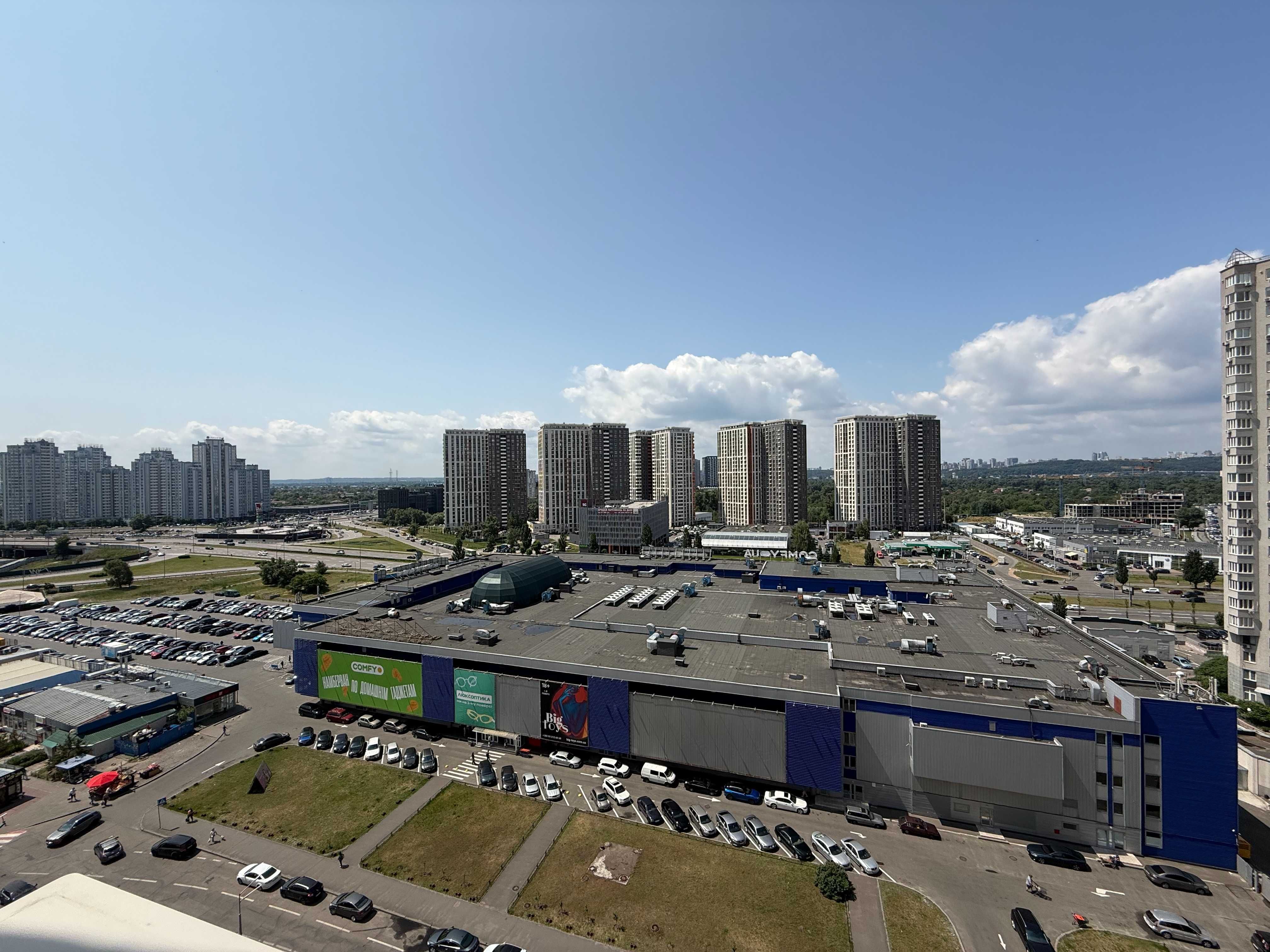 4-кімн. 133кв.м, вул. Срібнокільська  22, метро Осокорки, Рівер Молл.
