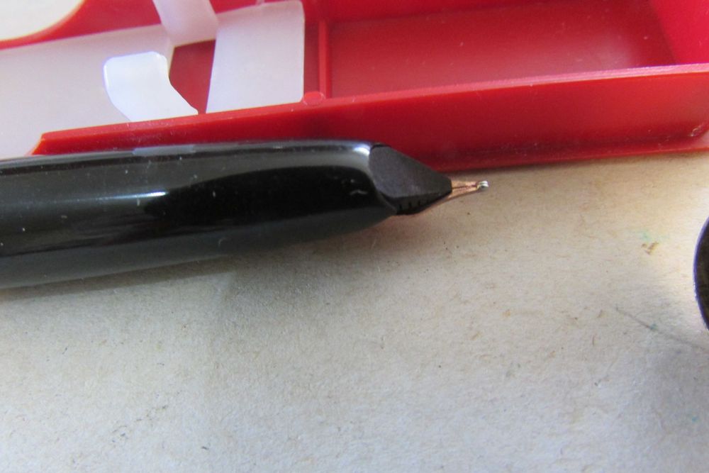 Ручка з золотим пером з СРСР   Харків  АР.