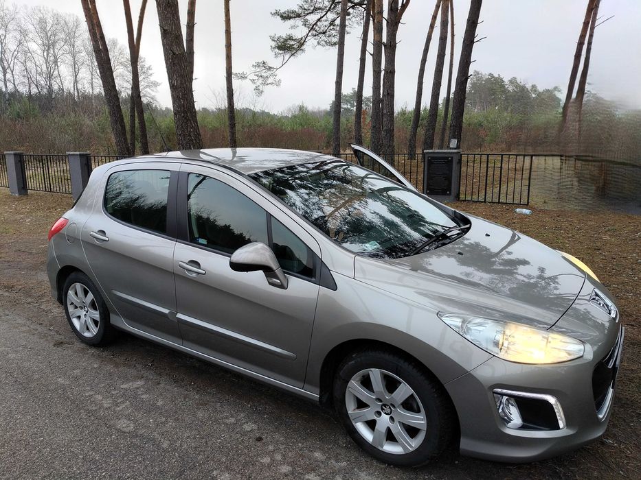 Peugeot 308/LIFT/2011/1.6 B