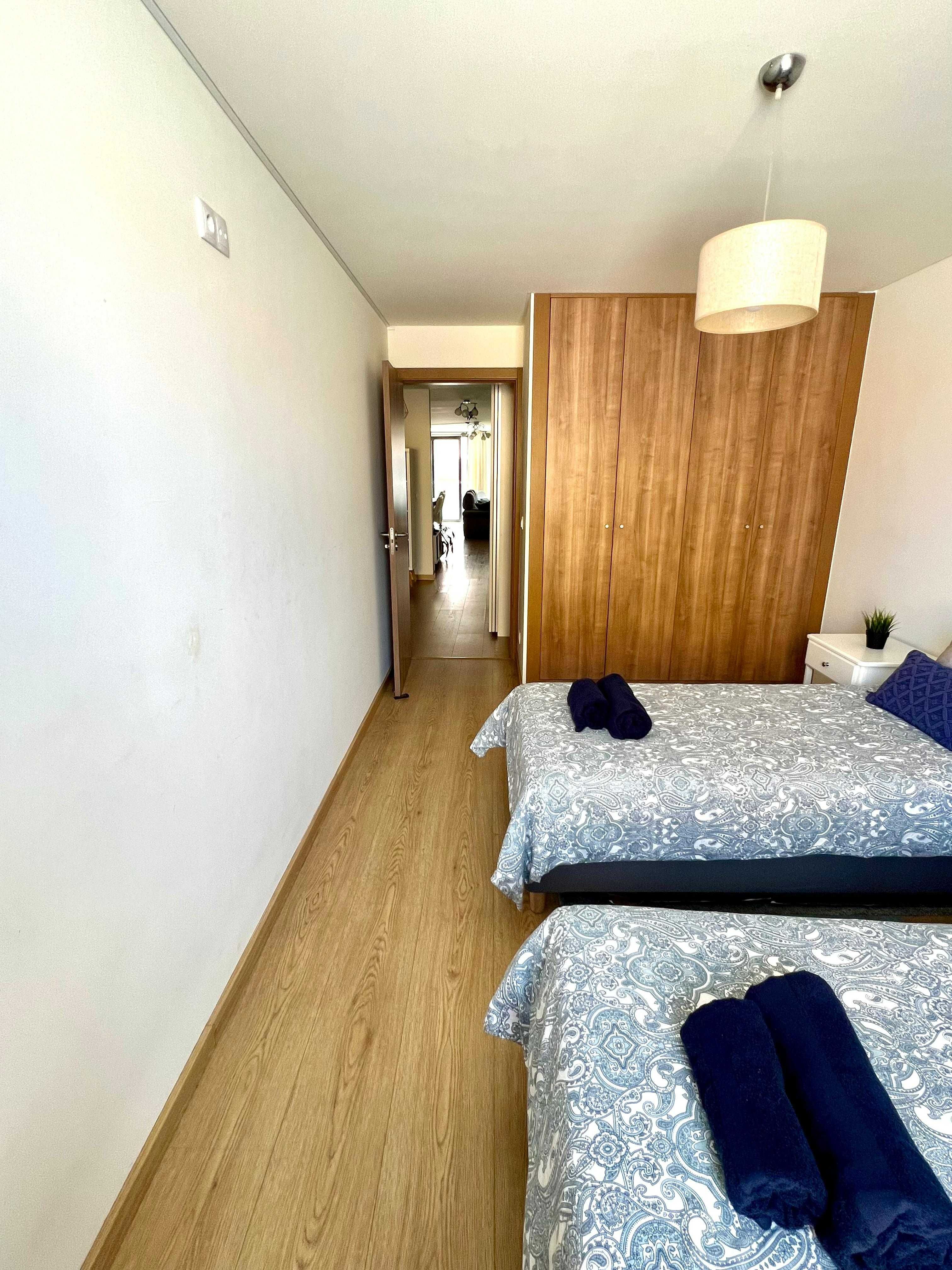 Apartamento T2 Centro Sines - 6 pessoas - Férias (10 min Porto Covo)