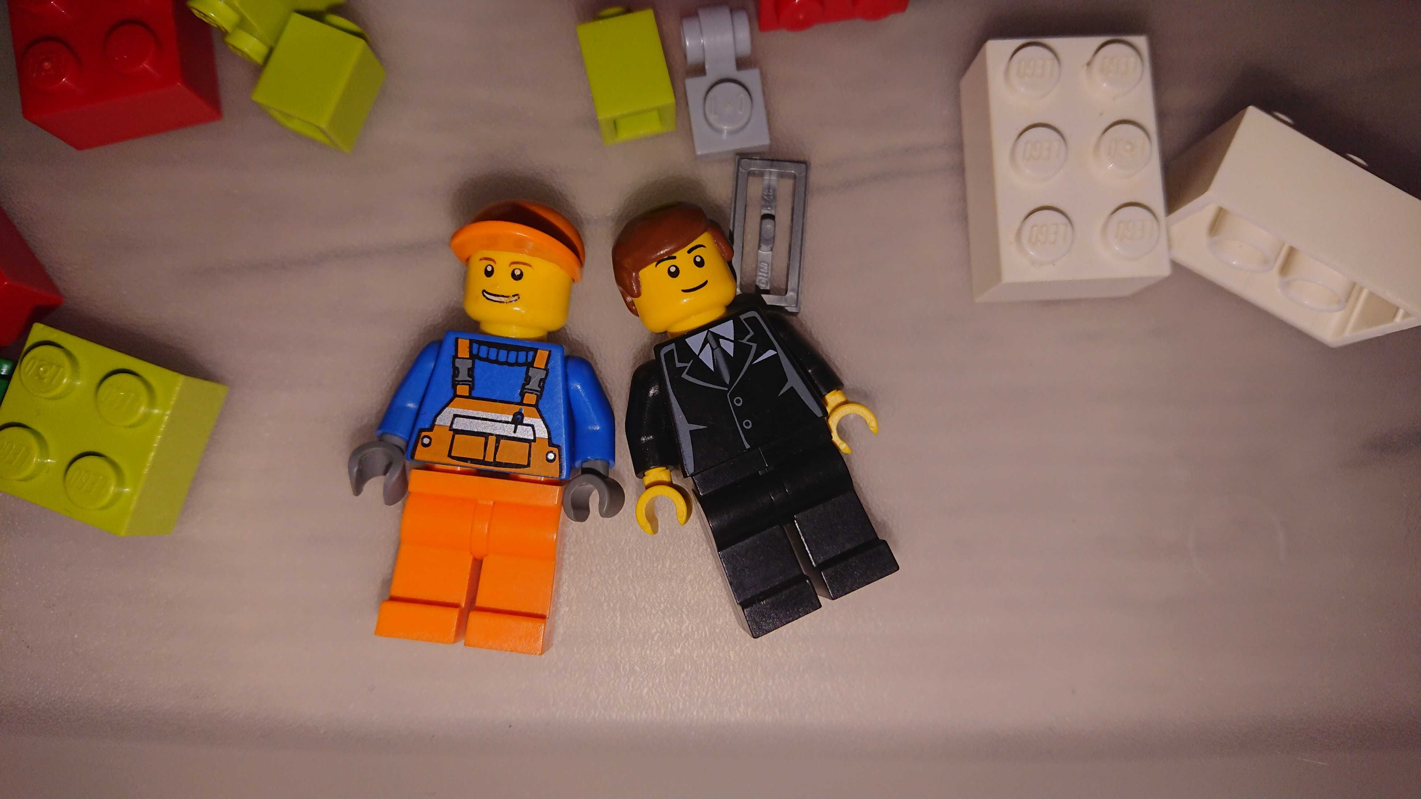 Lego 10659 Bricks and More Suitcase