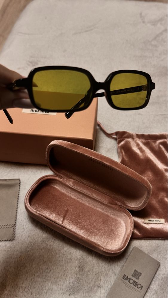 Оригінал . Окуляри MIU MIU 11ZS 16K07O OLIVE GREEN