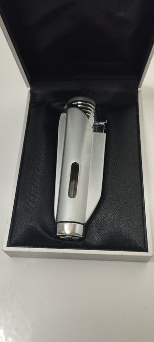 Isqueiro Anti-Vento Paget (novo)