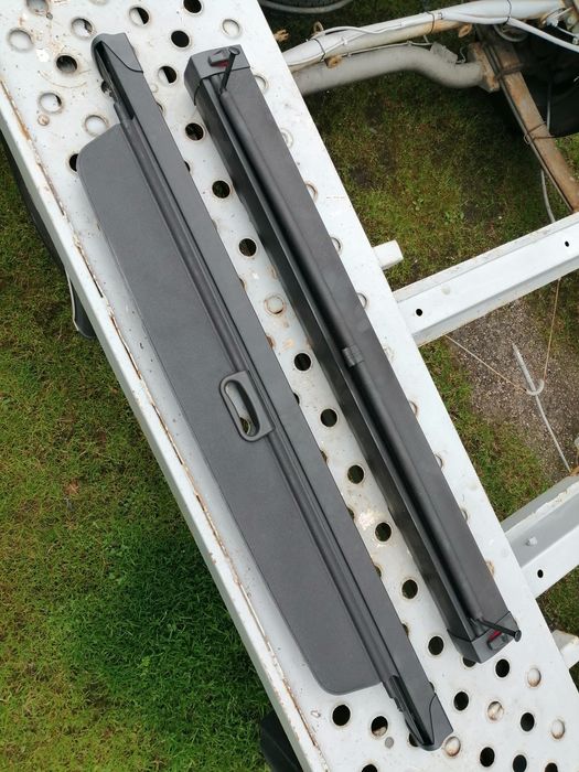 Bmw f31 lift roleta siatka komplet