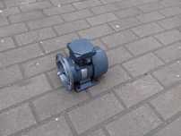 Silnik elektryczny  0,12kw 1390 obrotów .Wysyłka