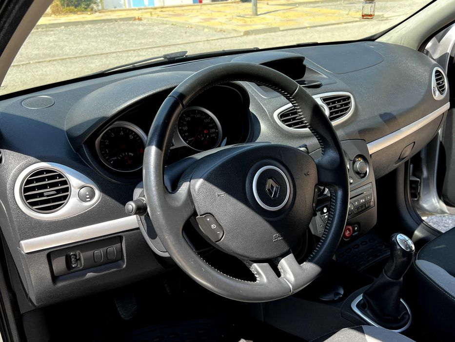 Renault Clio 1.2  2011