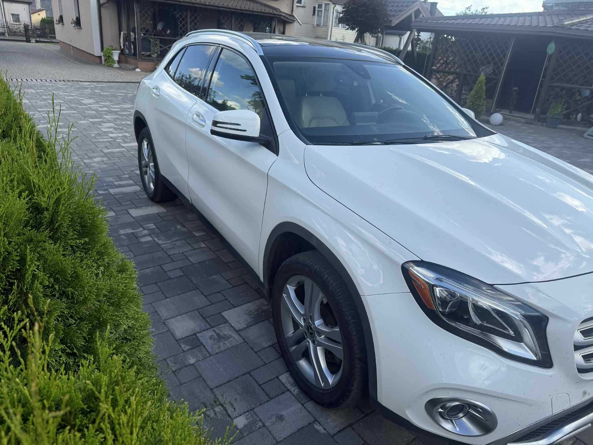 Mercedes-Benz GLA 250 4-Matic