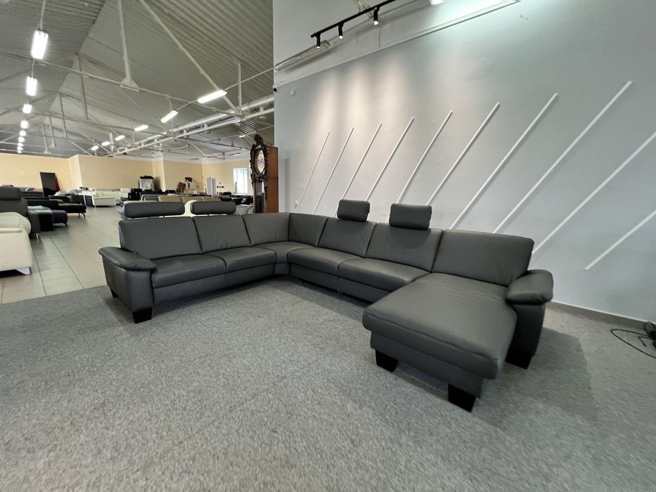 Виставковий диван  шкіряний розкладнмй з нішею п-ка темний антрацит