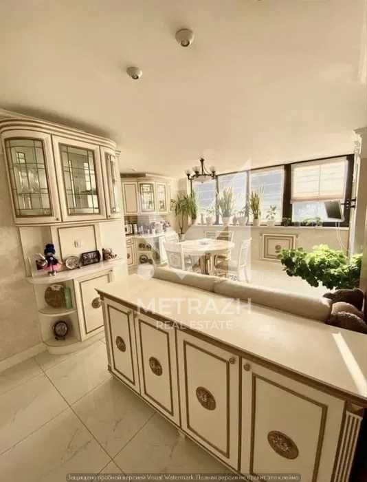 Продам 1к квартиру с паркоместом. Центр.Научная