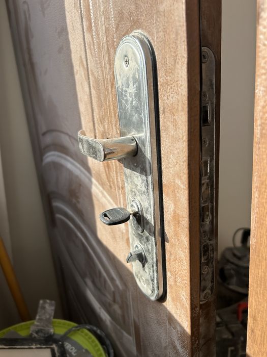 Drzwi wejsciowe 210x90 solidne