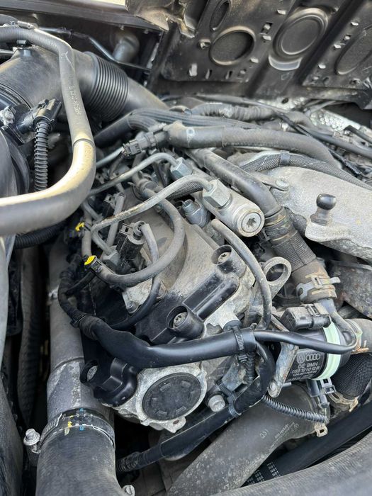 Двигун мотор двигатель 3.0 TDI CAS CASD CASA Touareg Audi Q7 Cayenne