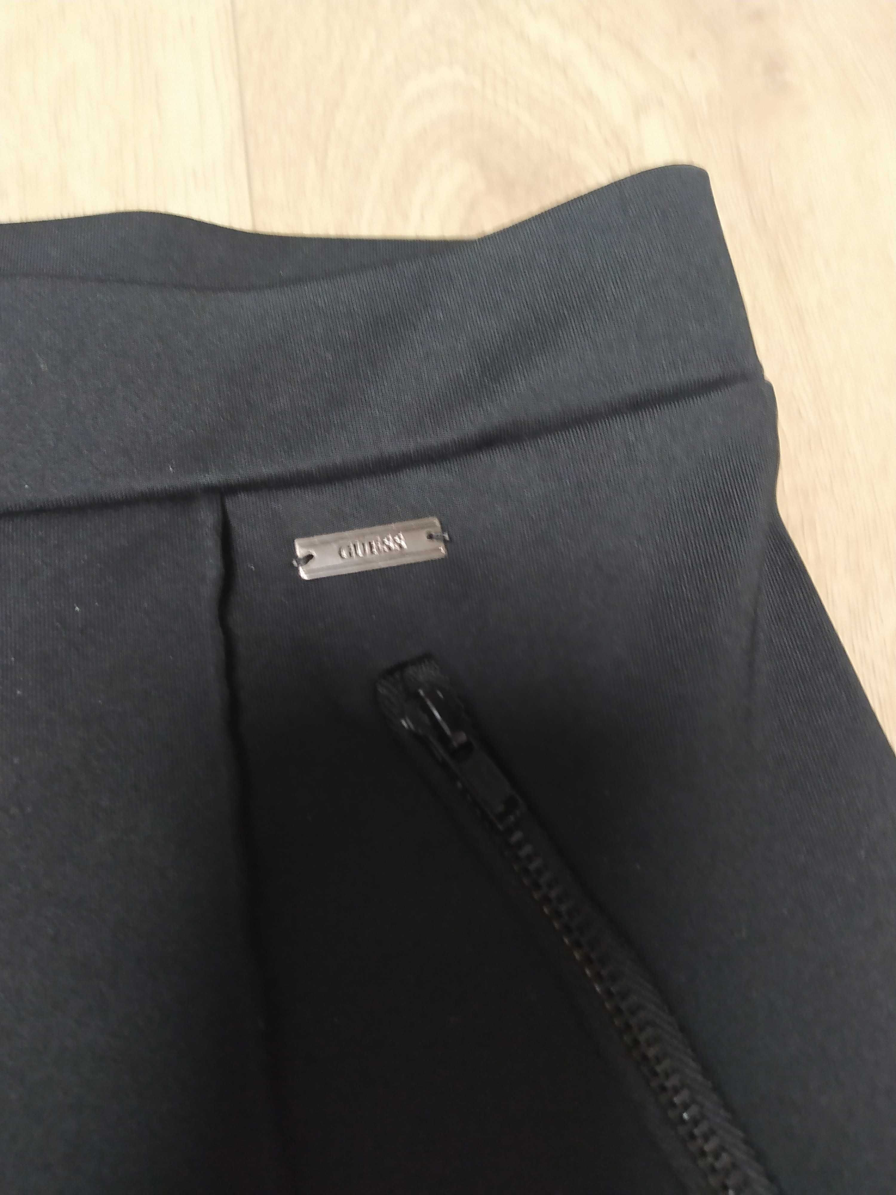 Spodnie cygaretki Guess czarne 36