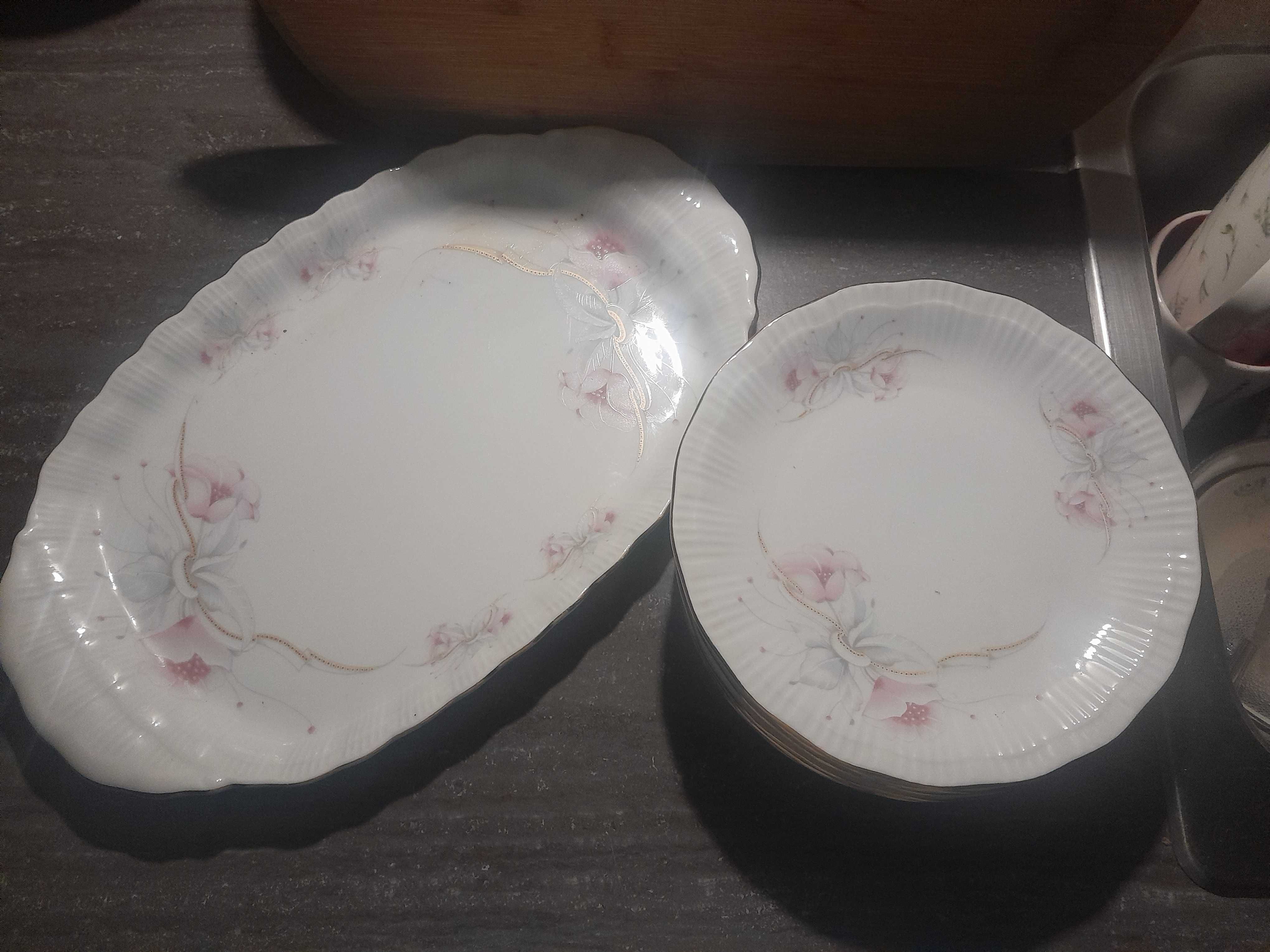 Porcelanowy serwis komplet 6 talerzy plus półmisek made in Poland