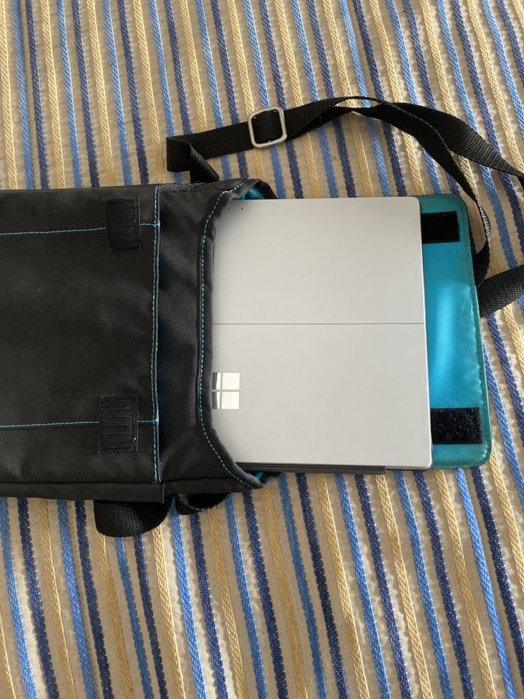 Bolsa para portátil compacto ou tablet Targus