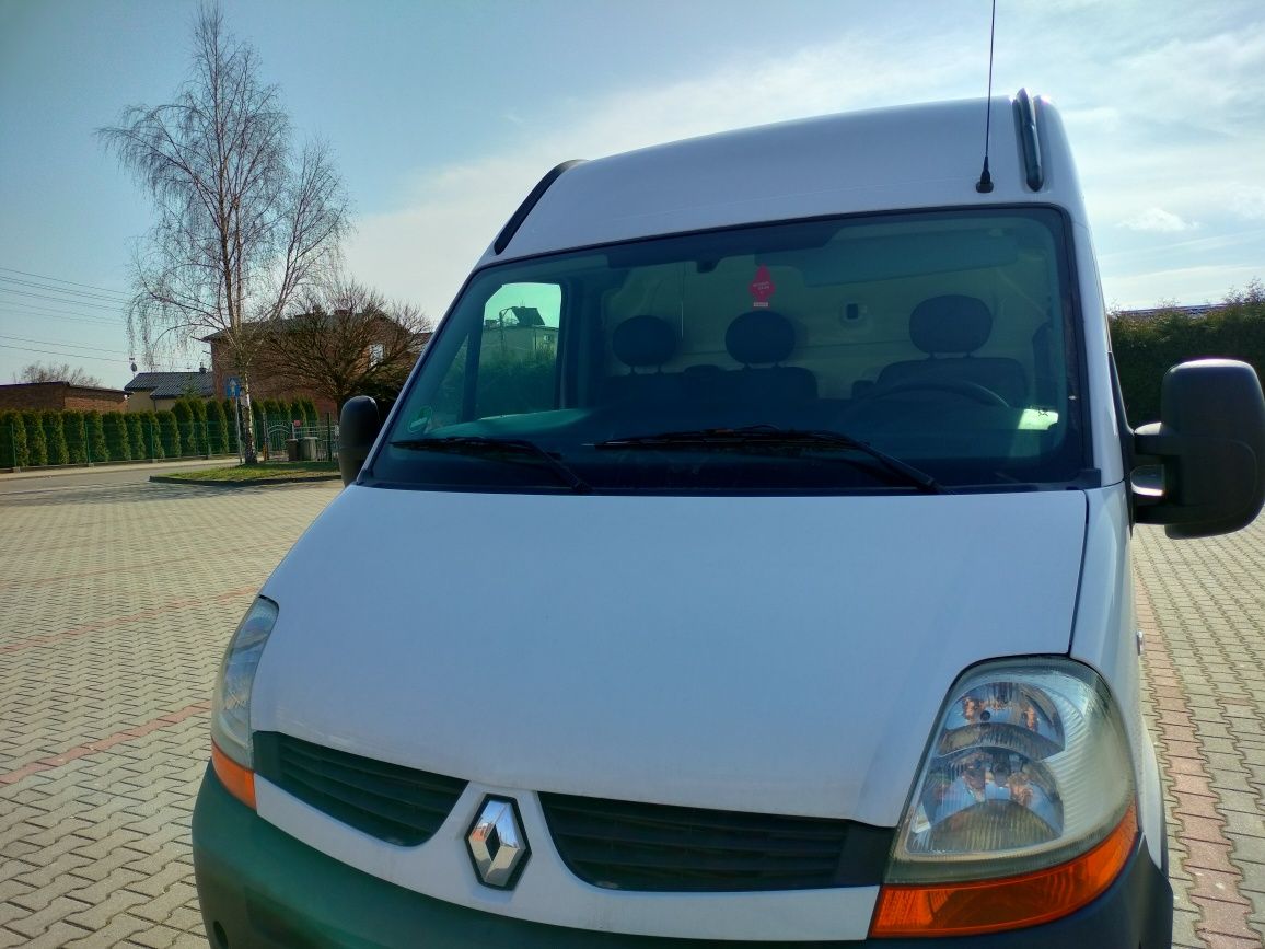 Wynajem busa dostawczego - blaszak
