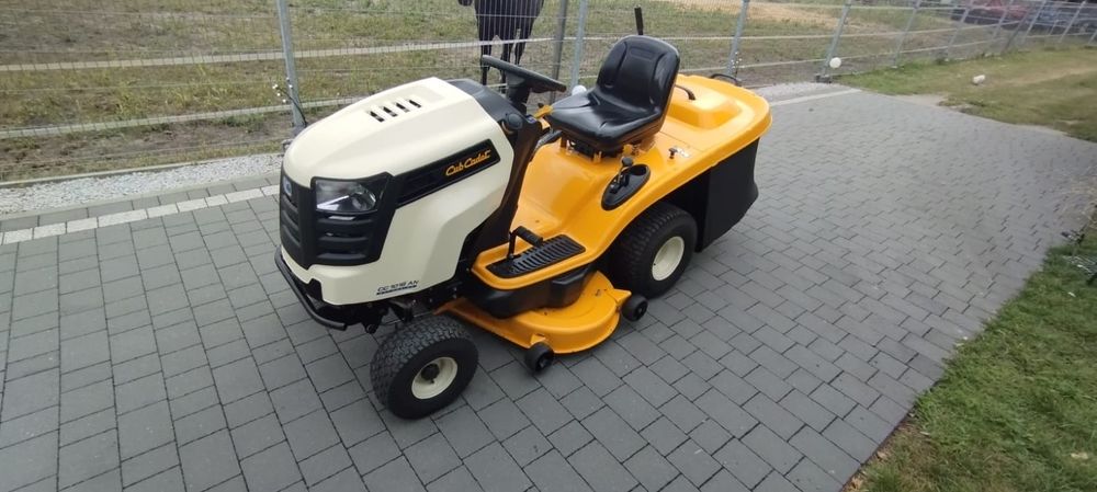 Traktorek do trawy kosiarka samojezdna traktor cub cadet