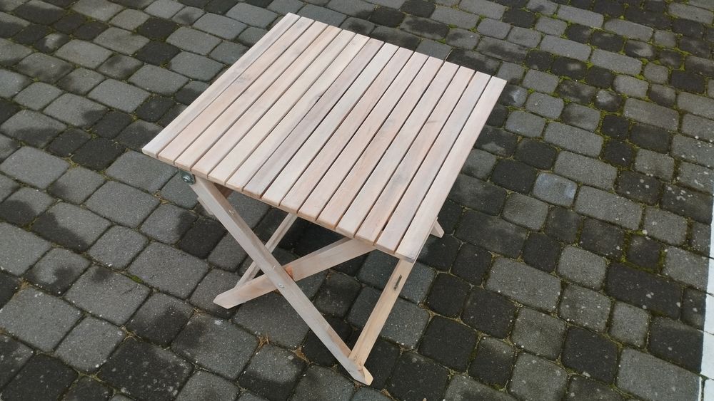 Stolik ogrodowy drewniany skladany 50x50