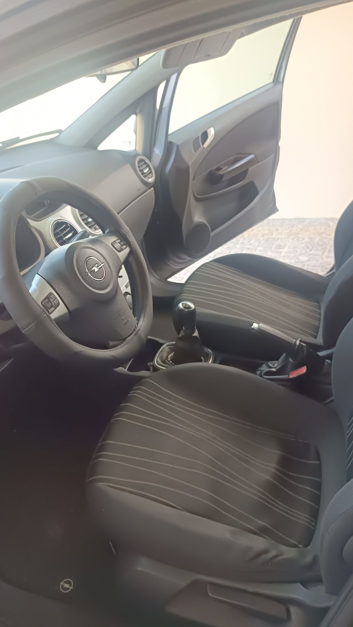 Carros Opel Corsa enjoy 1.2