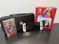 Nintendo Switch OLED + gra + pokrowiec