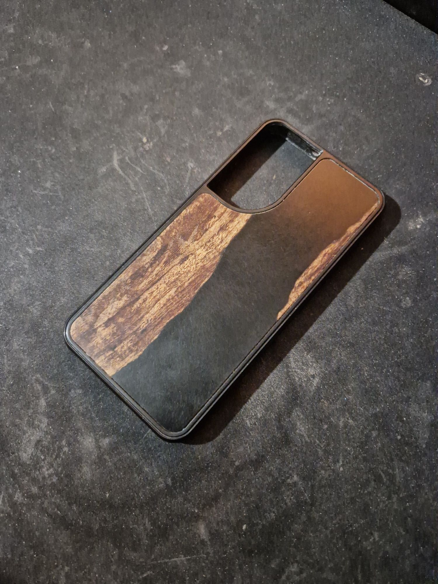 Capa Samsung S22 - madeira e resina