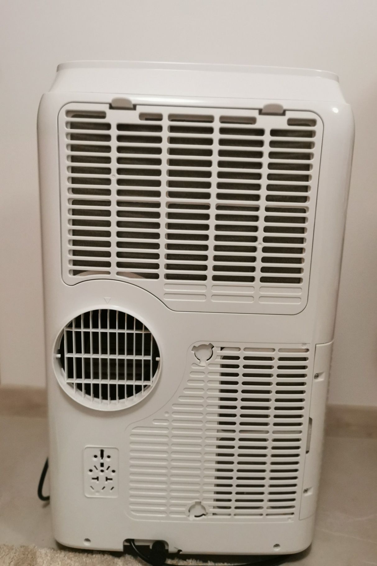 Przenośny klimatyzator Warmtec Senja KP32W –stan bardzo dobry + GRATIS