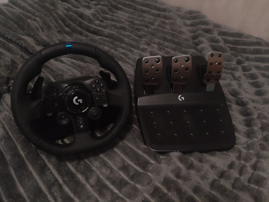 Кермо  Logitech G923
