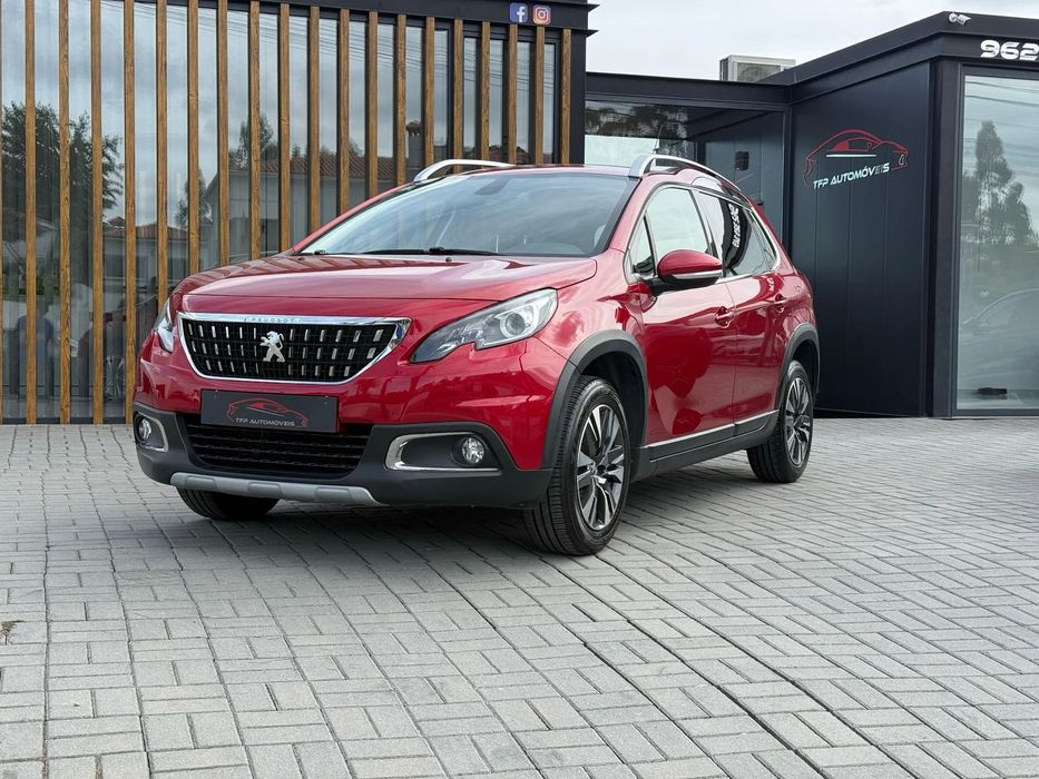 Peugeot 2008 1.2 PureTech Allure